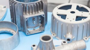 ¿Cómo elegir el material adecuado para tu proyecto de fundición al vacío?