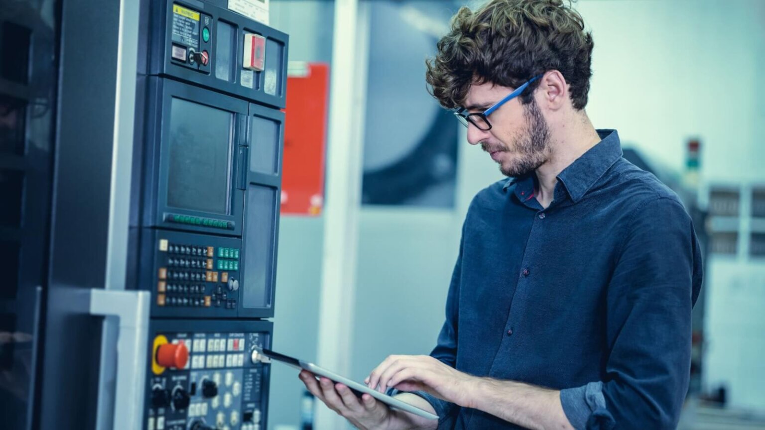 What is a Grinding Machine: Definition, Types, Components and Usage