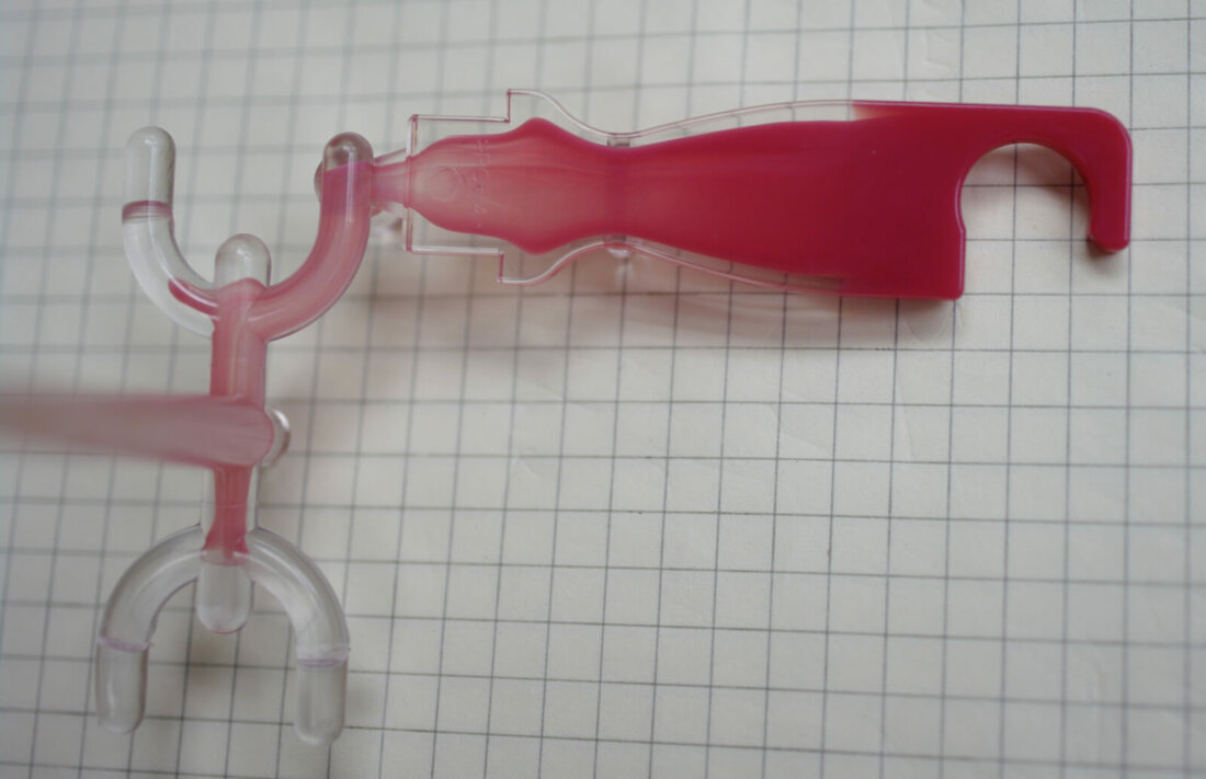 How co-injection molding works