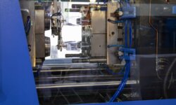 What is Injection Molding Machine: Definition, Types & Characteristics