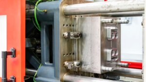 What Is an Injection Molding Machine?