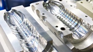 What Are the Components of an Injection Molding Machine?