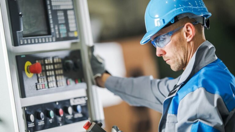 Revolutionizing Energy: The Role of CNC Machining in the Energy Industry