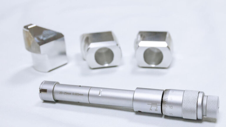 What are the Different Types of Holes in Machining and Manufacturing